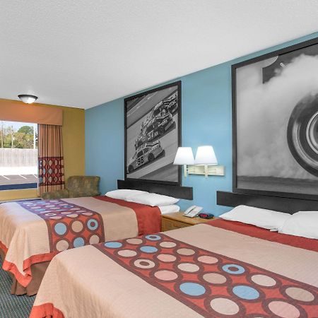 במוטל Super 8 By Wyndham דון מראה חיצוני תמונה